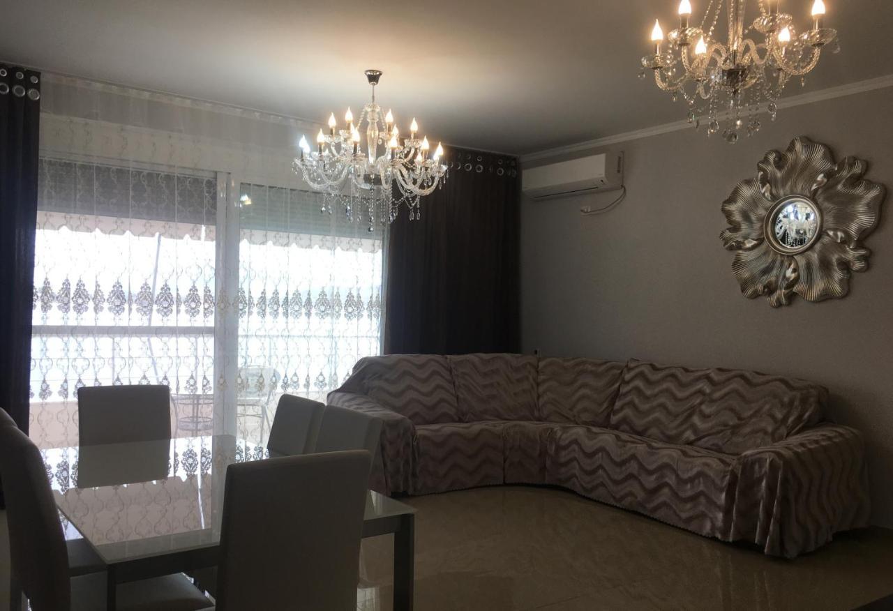 Royal Queen And King Luxury Apartment ساراندا المظهر الخارجي الصورة