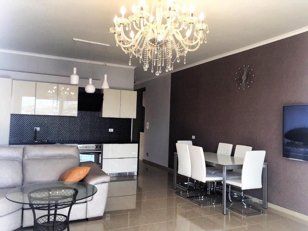 Royal Queen And King Luxury Apartment ساراندا المظهر الخارجي الصورة