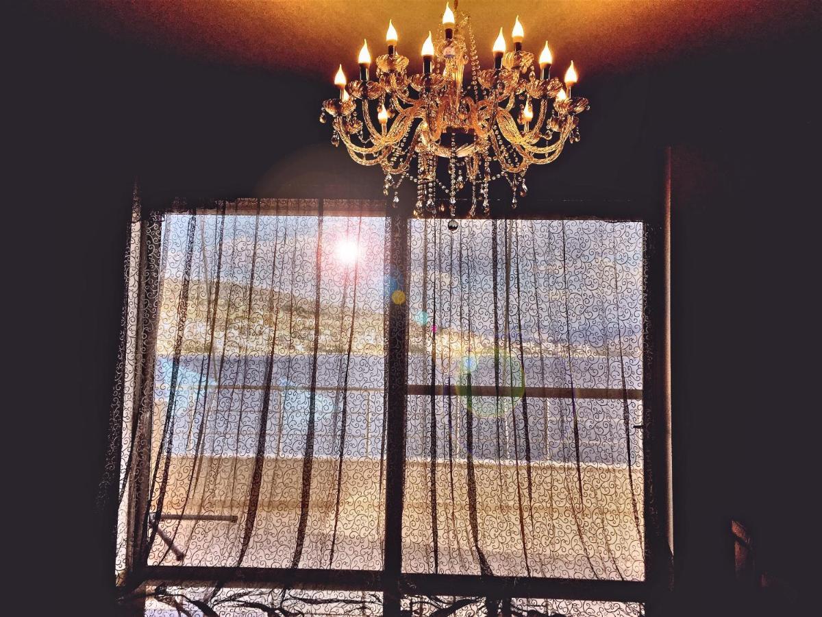 Royal Queen And King Luxury Apartment ساراندا المظهر الخارجي الصورة